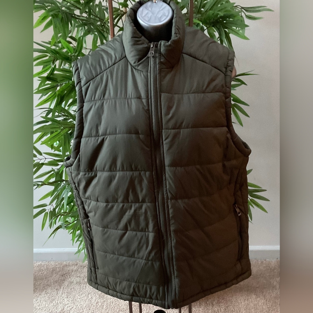 Kenneth Cole Reaction Olive Green Quilted Vest